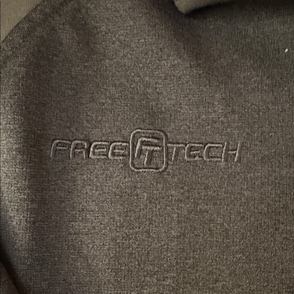 Free Tech SoftShell Full Zip Jacket Drawstring Bottom Water Resistant Windproof - Picture 3 of 10